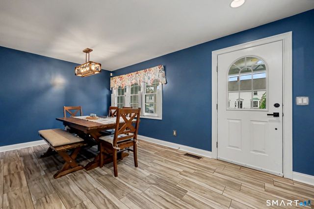 4386 Main Street, Stratford, CT 06614