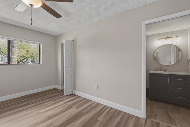 468 NE 206th Lane 108-6, Miami, FL 33179