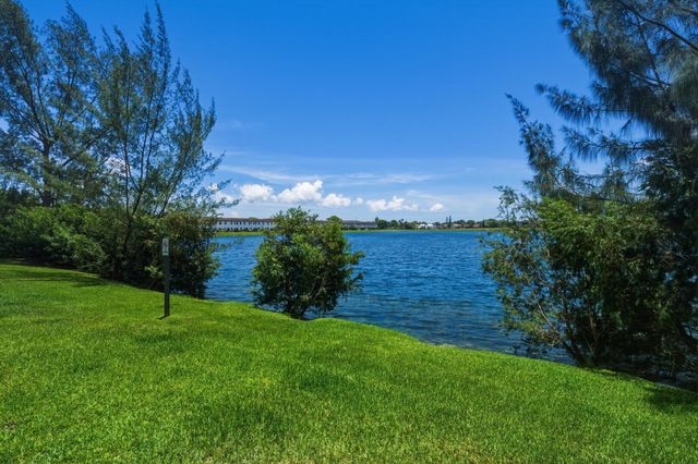 468 NE 206th Lane 108-6, Miami, FL 33179