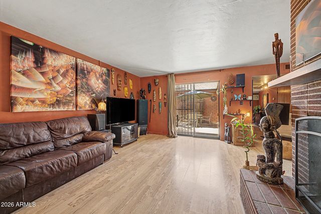 1032 W 6TH Place, Mesa, AZ 85201