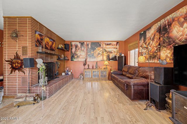 1032 W 6TH Place, Mesa, AZ 85201