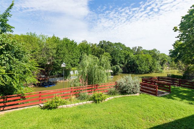 205 Timberlake Drive, Azle, TX 76020