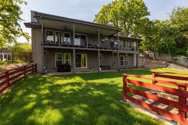 205 Timberlake Drive, Azle, TX 76020