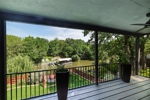 205 Timberlake Drive, Azle, TX 76020