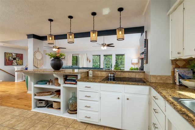 205 Timberlake Drive, Azle, TX 76020
