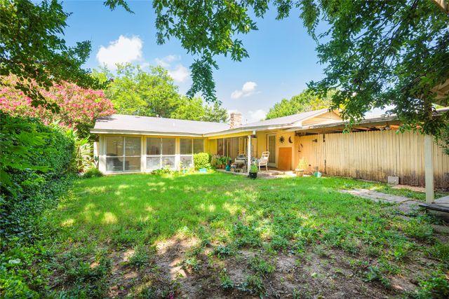 9170 Dogwood Street, Frisco, TX 75033