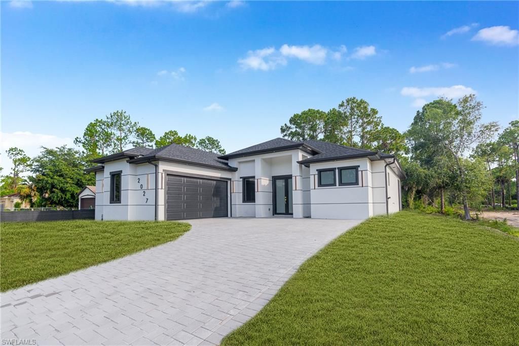 2027 18th AVE NE, NAPLES, FL 34120 — exterior