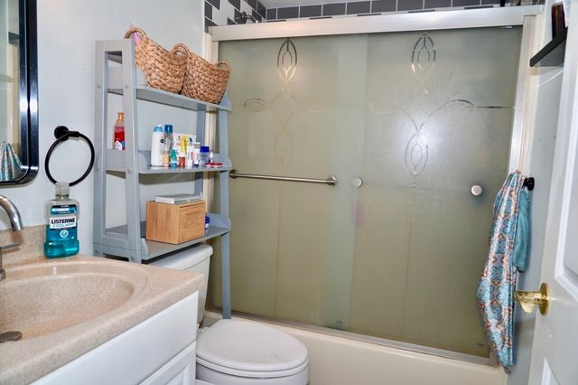 20 Knox Street 30, Lawrence, MA 01841