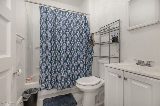 10322 Parkgate Avenue, Cleveland, OH 44108