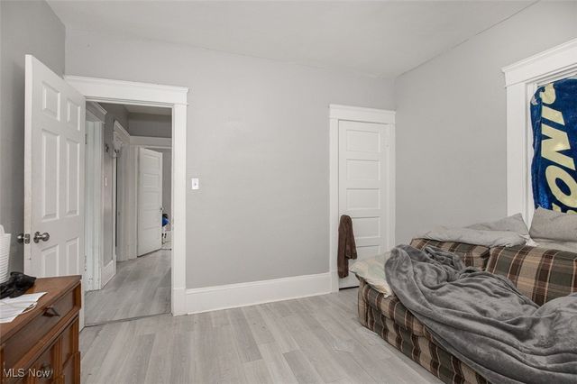 10322 Parkgate Avenue, Cleveland, OH 44108