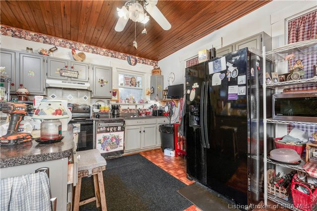 1110 E Elm Street, New Albany, IN 47150