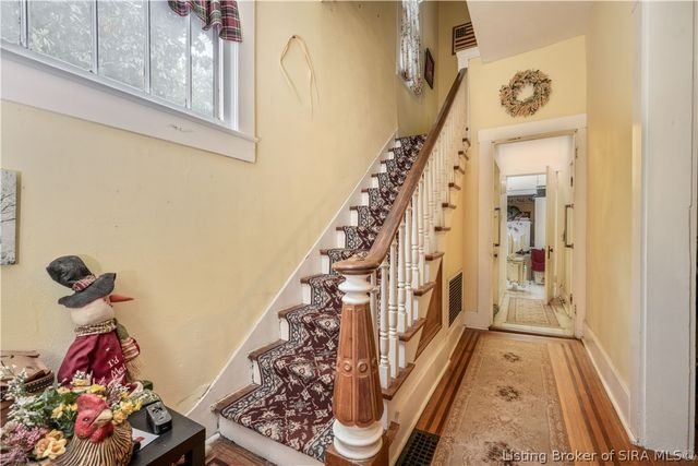 1110 E Elm Street, New Albany, IN 47150