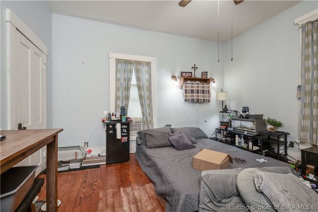 1110 E Elm Street, New Albany, IN 47150