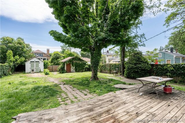 1110 E Elm Street, New Albany, IN 47150