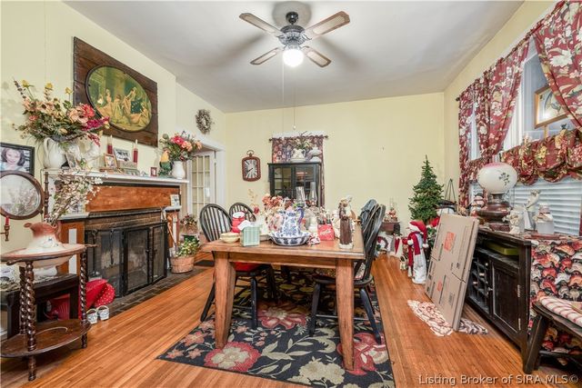 1110 E Elm Street, New Albany, IN 47150