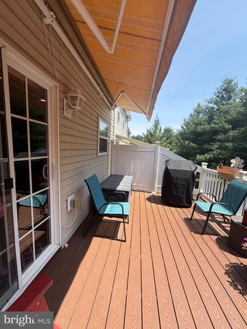 53 HOAG LN, Aston, PA 19014