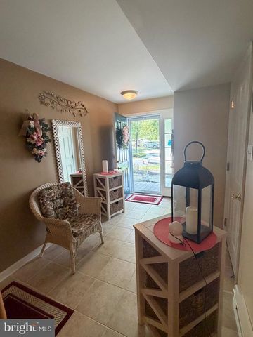 53 HOAG LN, Aston, PA 19014