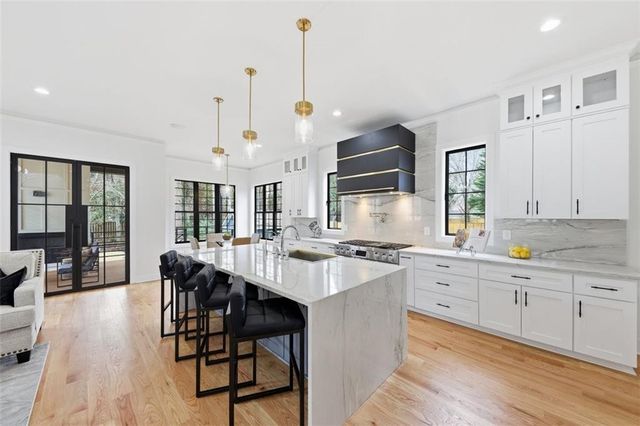 1385 Sylvan NE Circle, Brookhaven, GA 30319