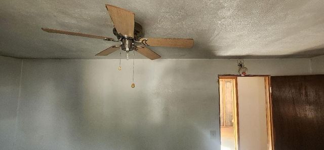9 Road 6885, Farmington, NM 87421