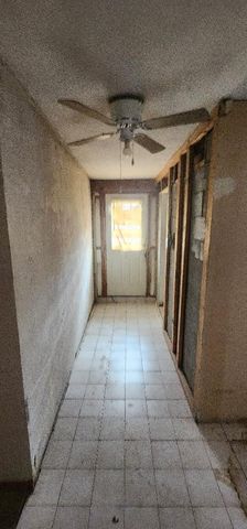 9 Road 6885, Farmington, NM 87421