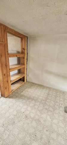 9 Road 6885, Farmington, NM 87421