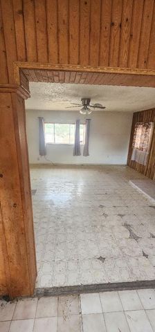 9 Road 6885, Farmington, NM 87421