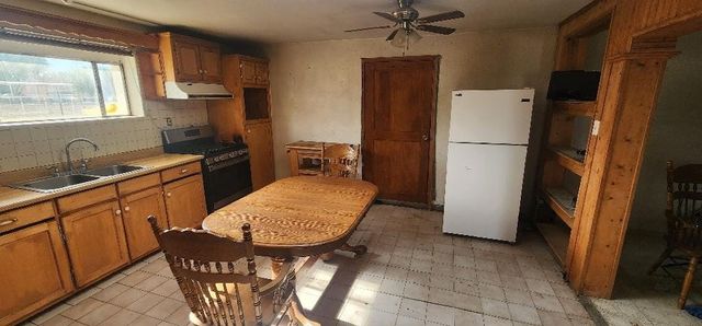 9 Road 6885, Farmington, NM 87421