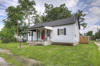 421 W 6th Street, Baxter Springs, KS 66713