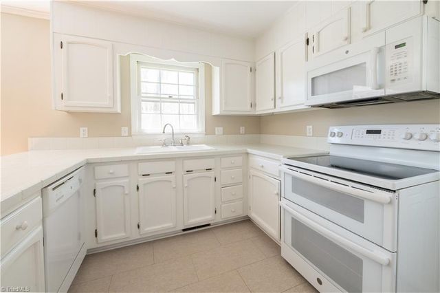 4102 Pheasant Run Drive, Greensboro, NC 27455