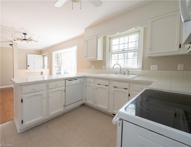 4102 Pheasant Run Drive, Greensboro, NC 27455