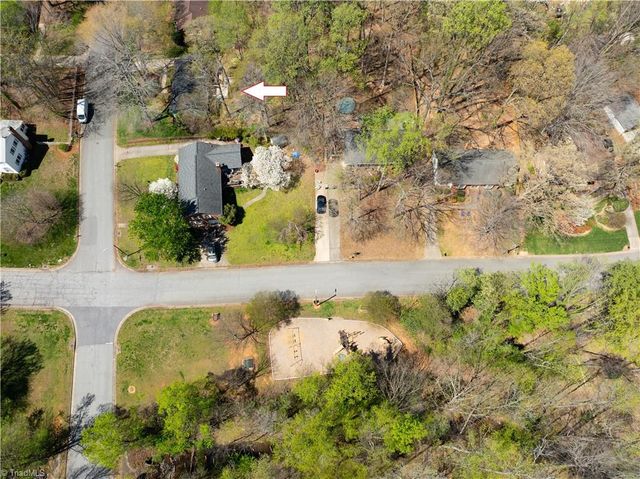 4102 Pheasant Run Drive, Greensboro, NC 27455