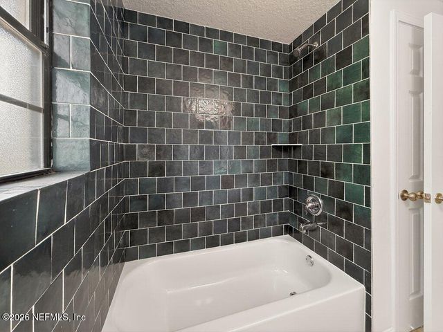 4266 SPRINGWOOD Road, Jacksonville, FL 32207