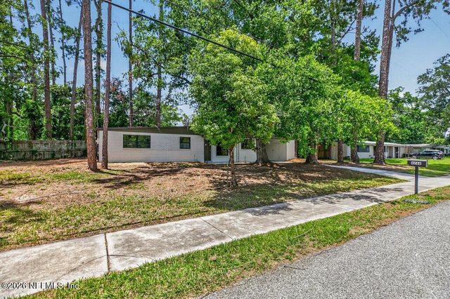 4266 SPRINGWOOD Road, Jacksonville, FL 32207