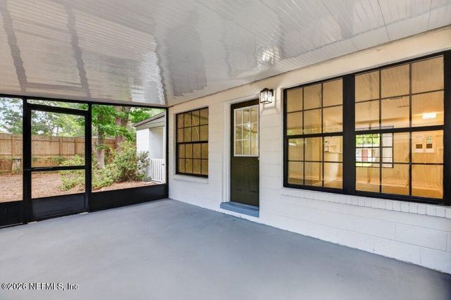 4266 SPRINGWOOD Road, Jacksonville, FL 32207