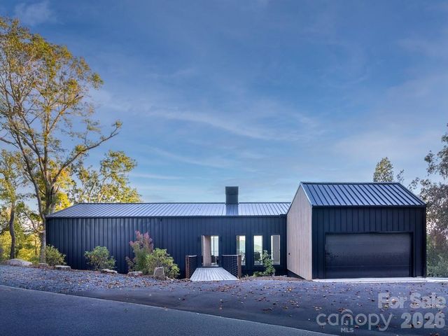 631 Elk Mountain Scenic Highway, Asheville, NC 28804