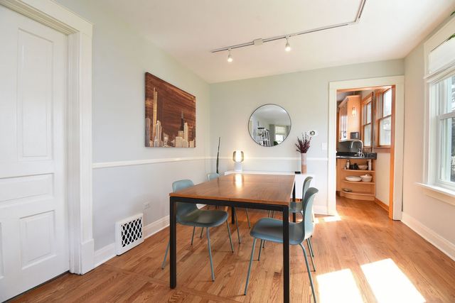 4157 Raymond Avenue, Brookfield, IL 60513