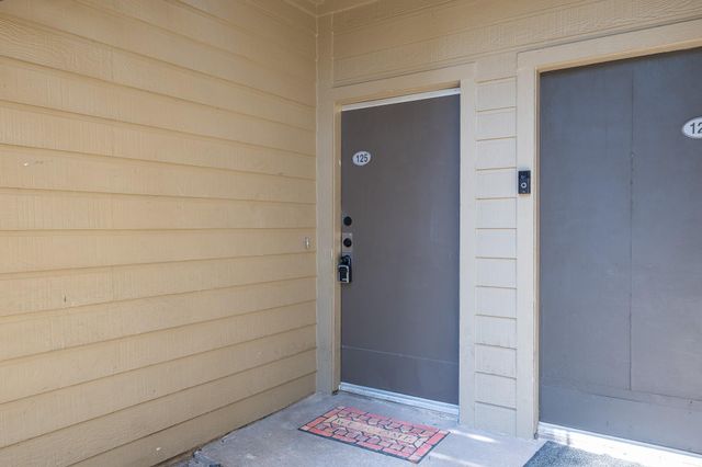 10049 Westpark Drive 125, Houston, TX 77042