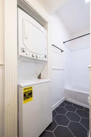 10049 Westpark Drive 125, Houston, TX 77042