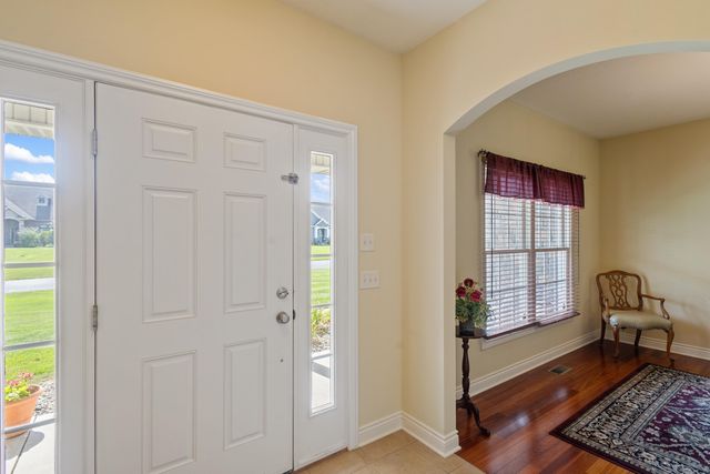 3700 Oakharbor Street, Kalamazoo, MI 49009