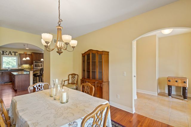 3700 Oakharbor Street, Kalamazoo, MI 49009