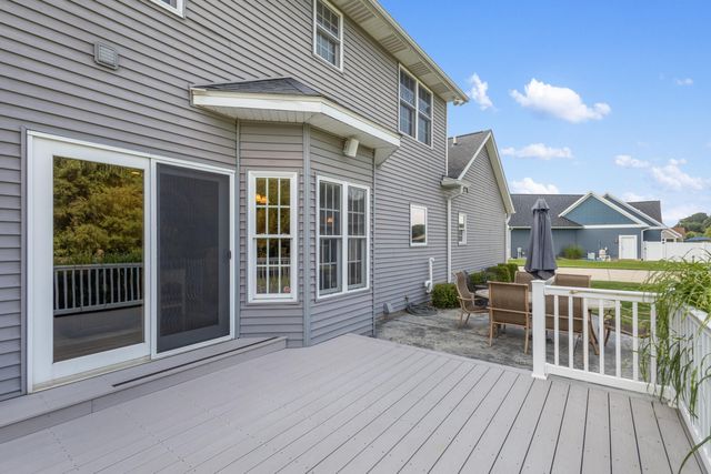 3700 Oakharbor Street, Kalamazoo, MI 49009