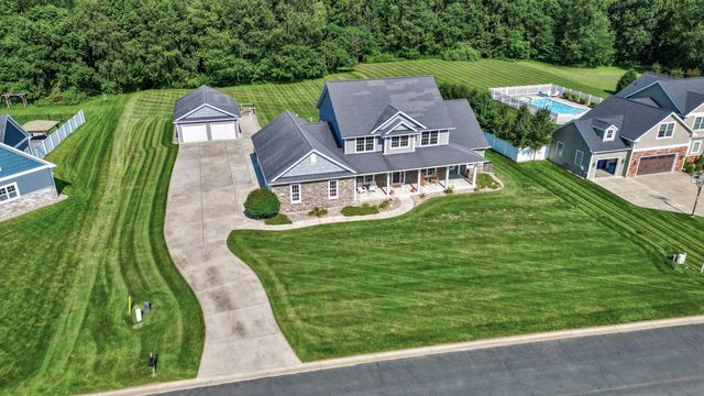 3700 Oakharbor Street, Kalamazoo, MI 49009