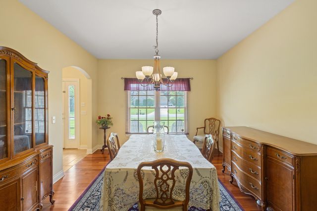 3700 Oakharbor Street, Kalamazoo, MI 49009