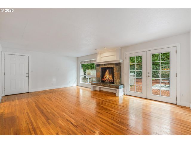 19060 Terry Ave, Lake Oswego, OR 97035