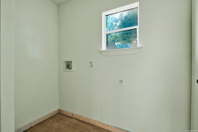 1225 Leal, San Antonio, TX 78207