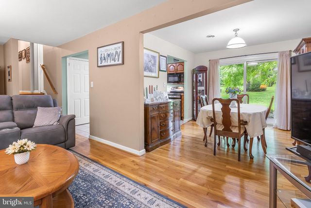 5412 RIDGE RD, Mount Airy, MD 21771