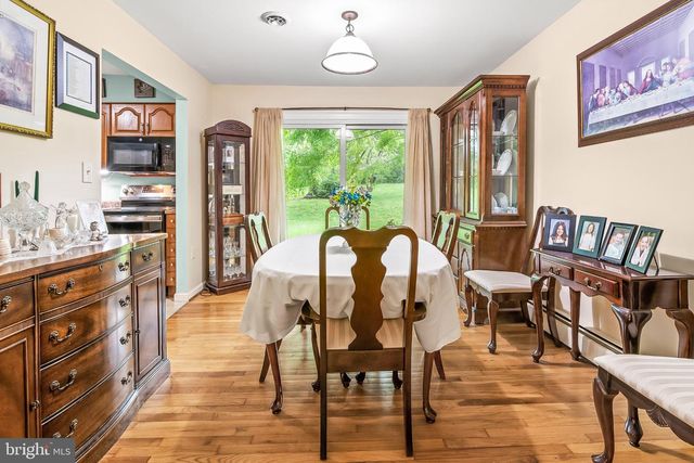 5412 RIDGE RD, Mount Airy, MD 21771