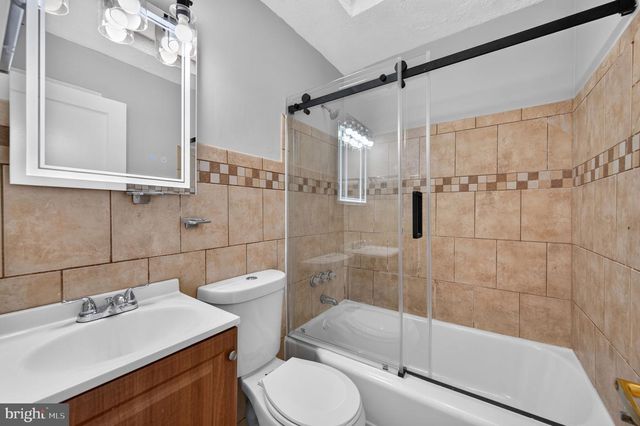1438 BROENING HWY, Baltimore, MD 21224