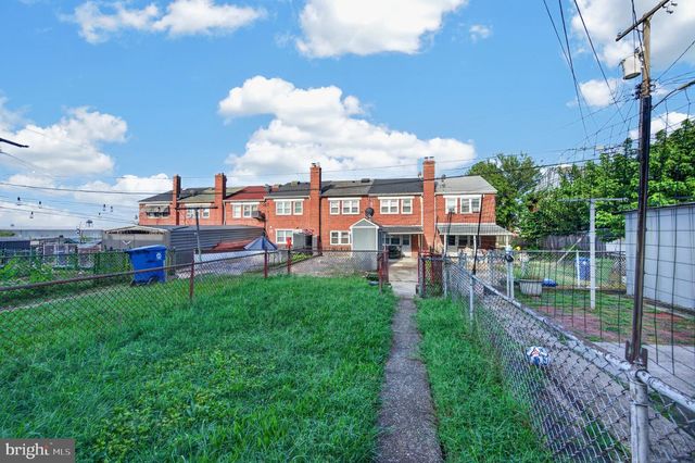 1438 BROENING HWY, Baltimore, MD 21224