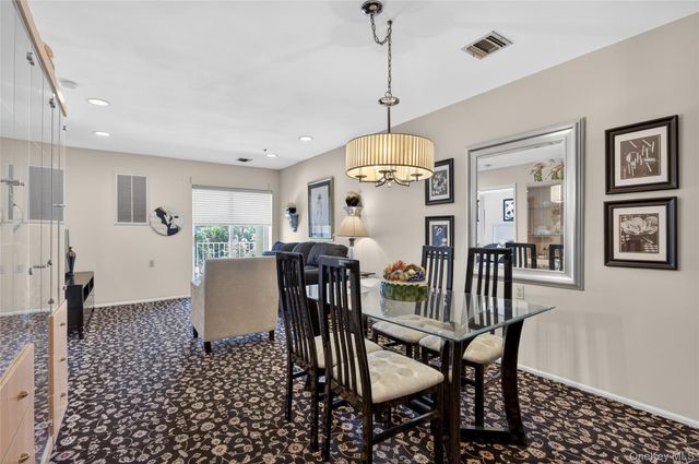 54 School Street 207, Westbury, NY 11590